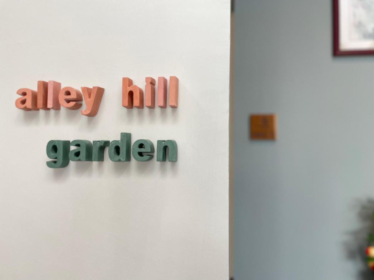 Alleyhill Phuket - Private & Cozy Boutique Bagian luar foto